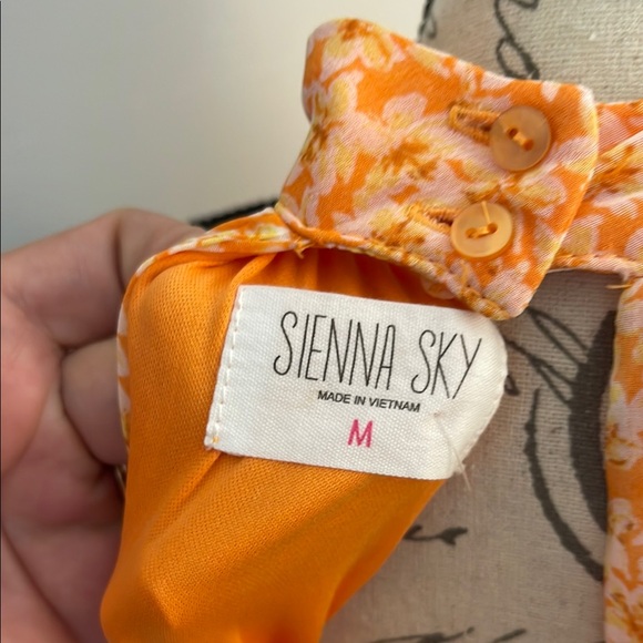 NWT Sienna Sky Orange Floral Dress chiffon like layers halter Medium - Picture 9 of 9